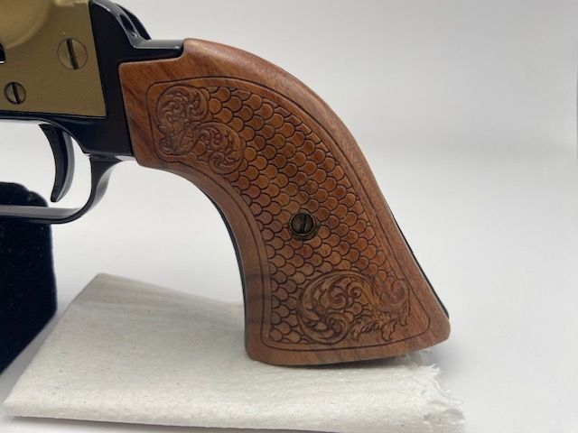 Heritage Barkeep 22LR Custom Scroll Wood Grips / E75003617 5