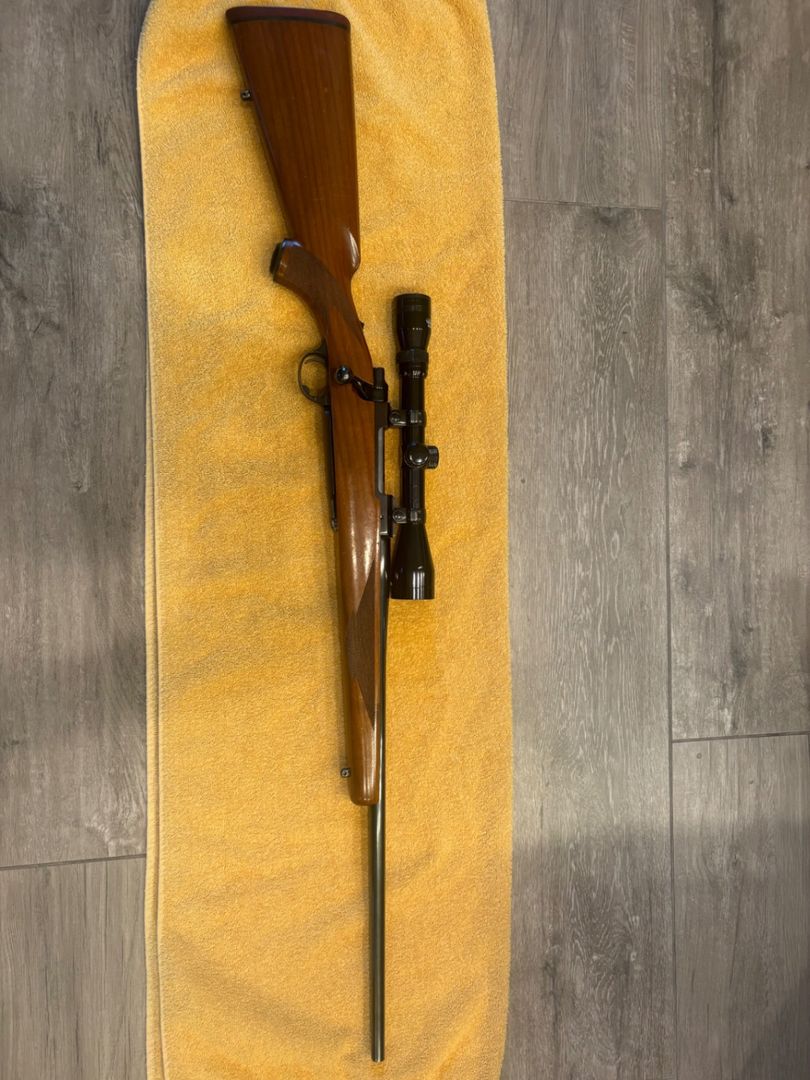 Ruger M77 Tang Safety 22-250 Bolt Action Rifle (1977)