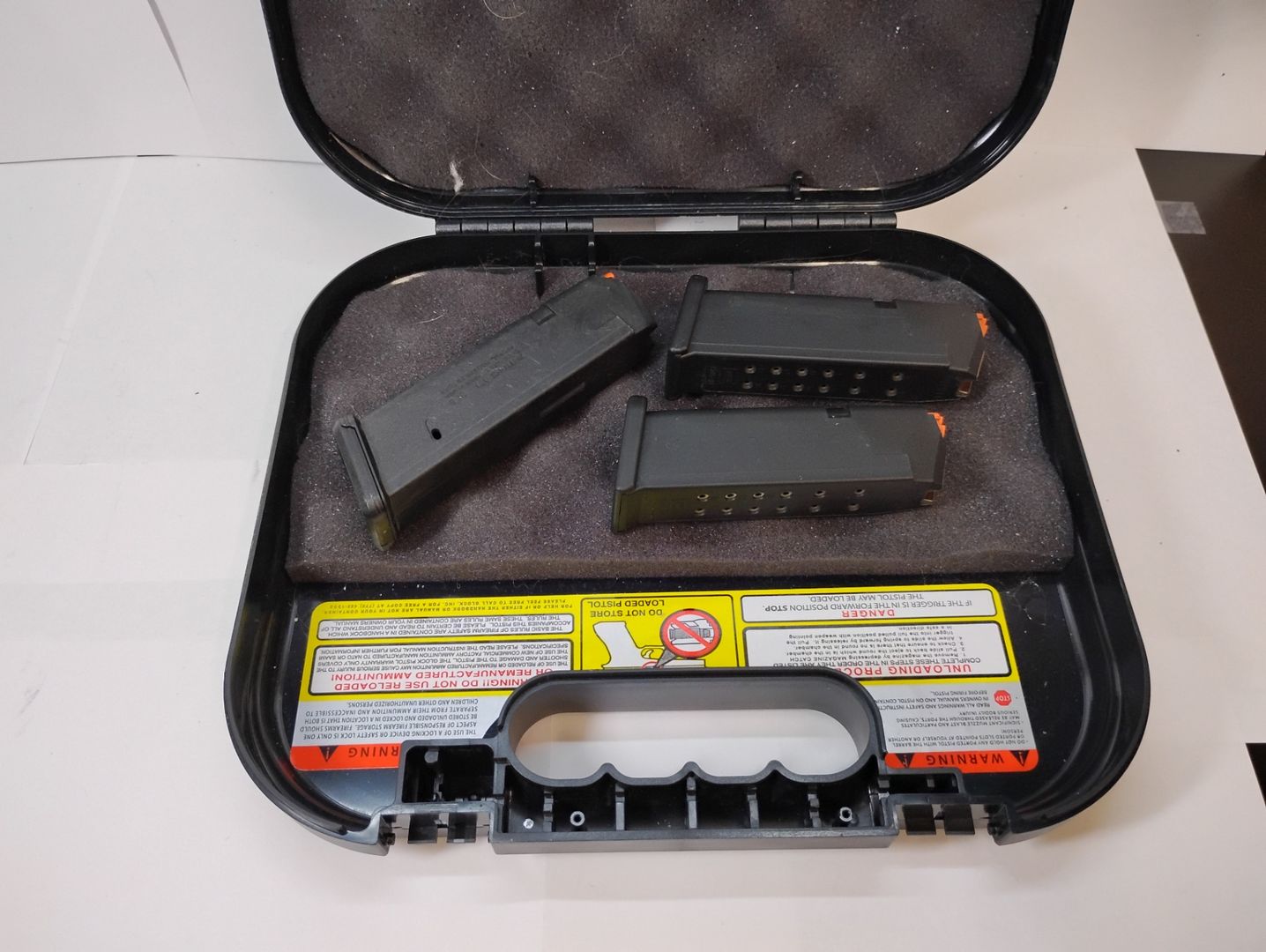 GLOCK 19 Gen5 9mm Semiautomatic Pistol 5