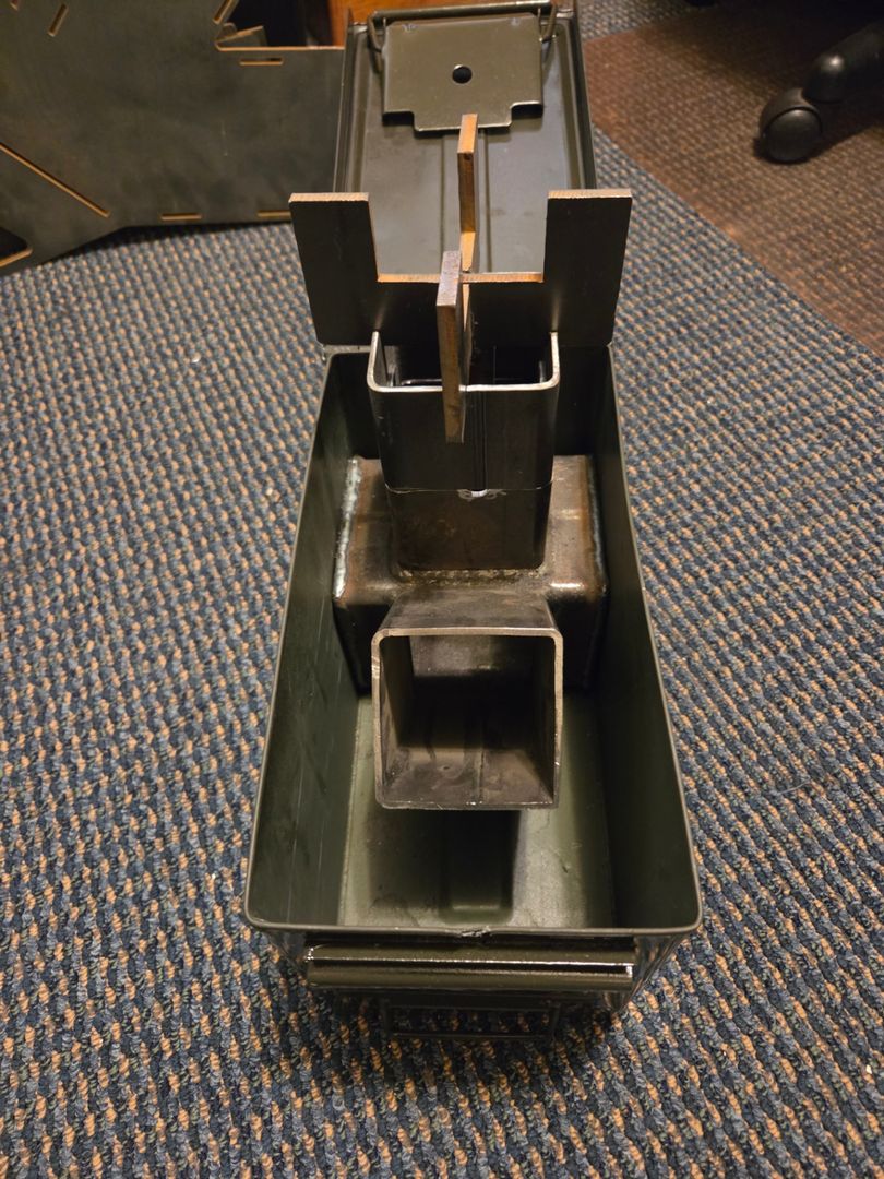 Ammo can rocket stove  3