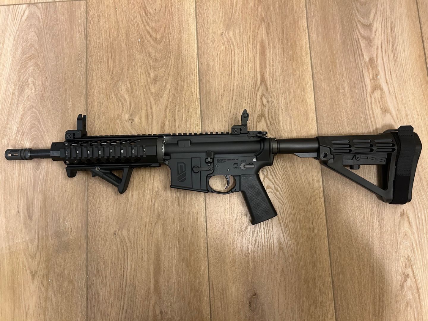 AR15 PISTOL WITH AMMO + ACCESSORIES  2