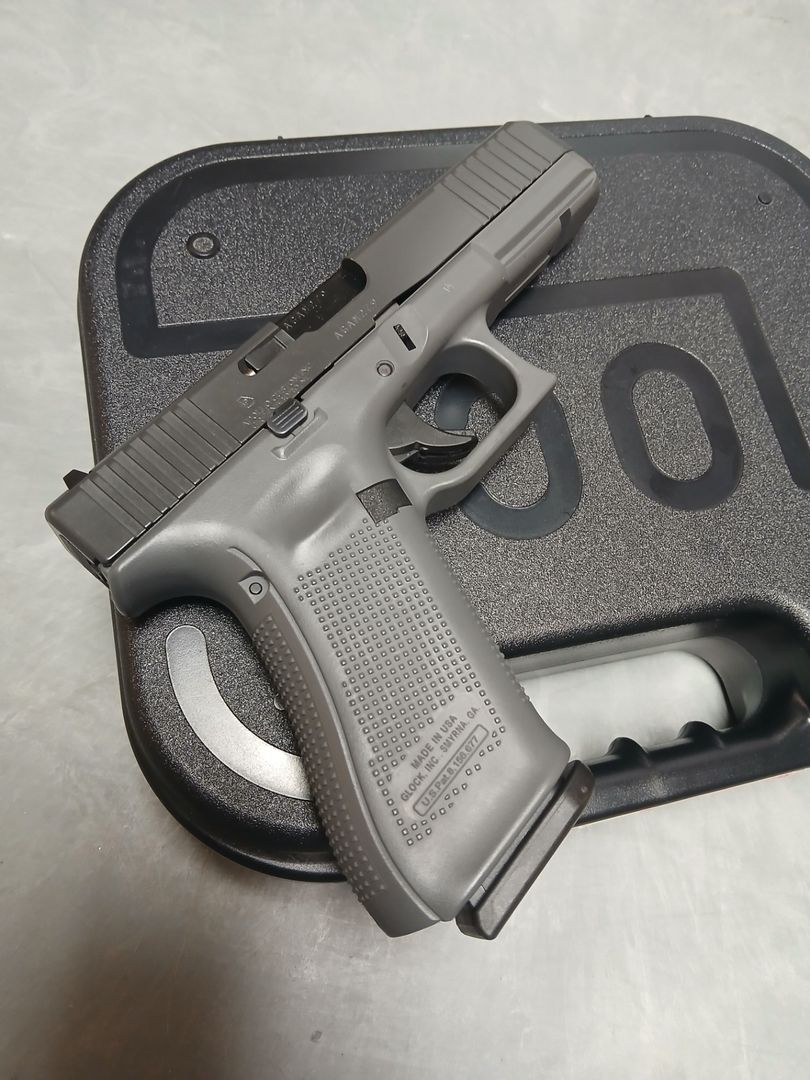 Glock 17 Gen5 5