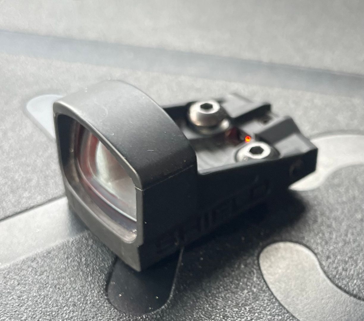 Shield SMSc red dot 