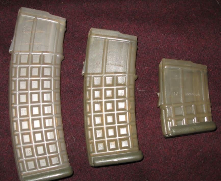 PRE BAN Steyr AUG With 3 original magazines 2