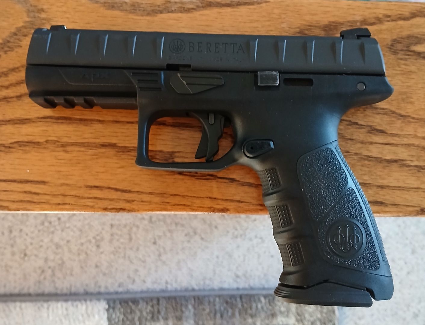 Beretta APX 9mm 2