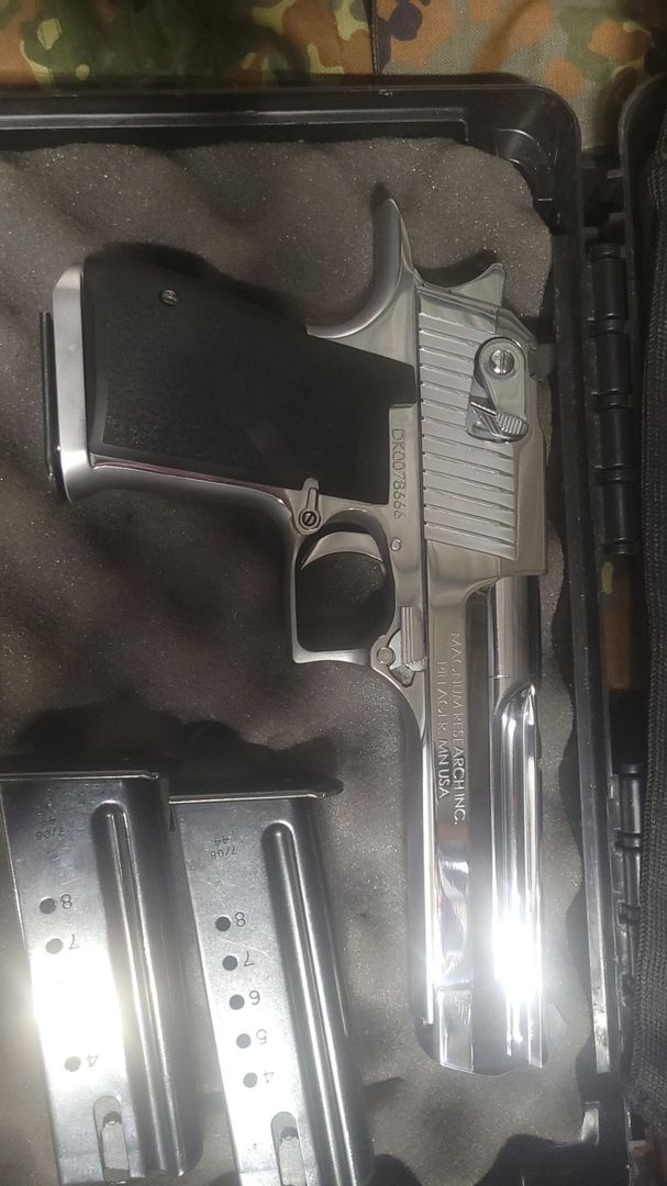 Desert Eagle 44 mag 2