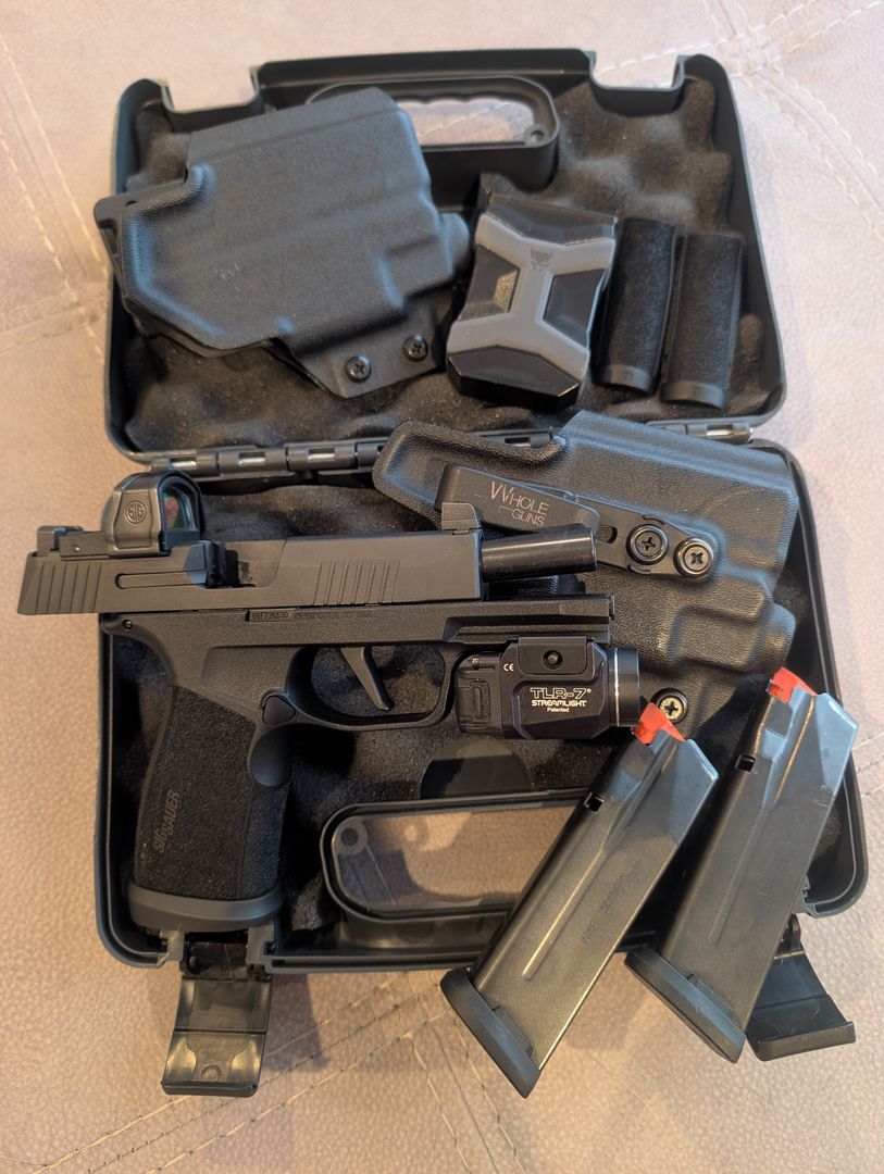 Sig P365 X-Macro w/ RDS & Light + Accessories