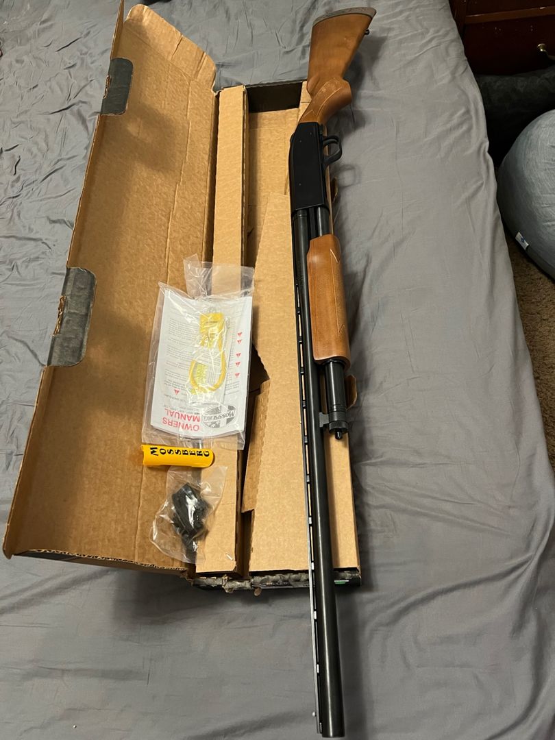 12 gauge shotgun moss berg 500 2