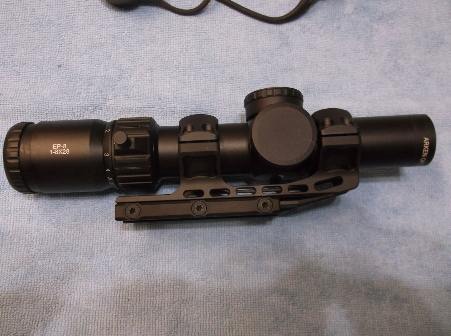 ARKIN EP-8 LPVO WITH MOUNT  4