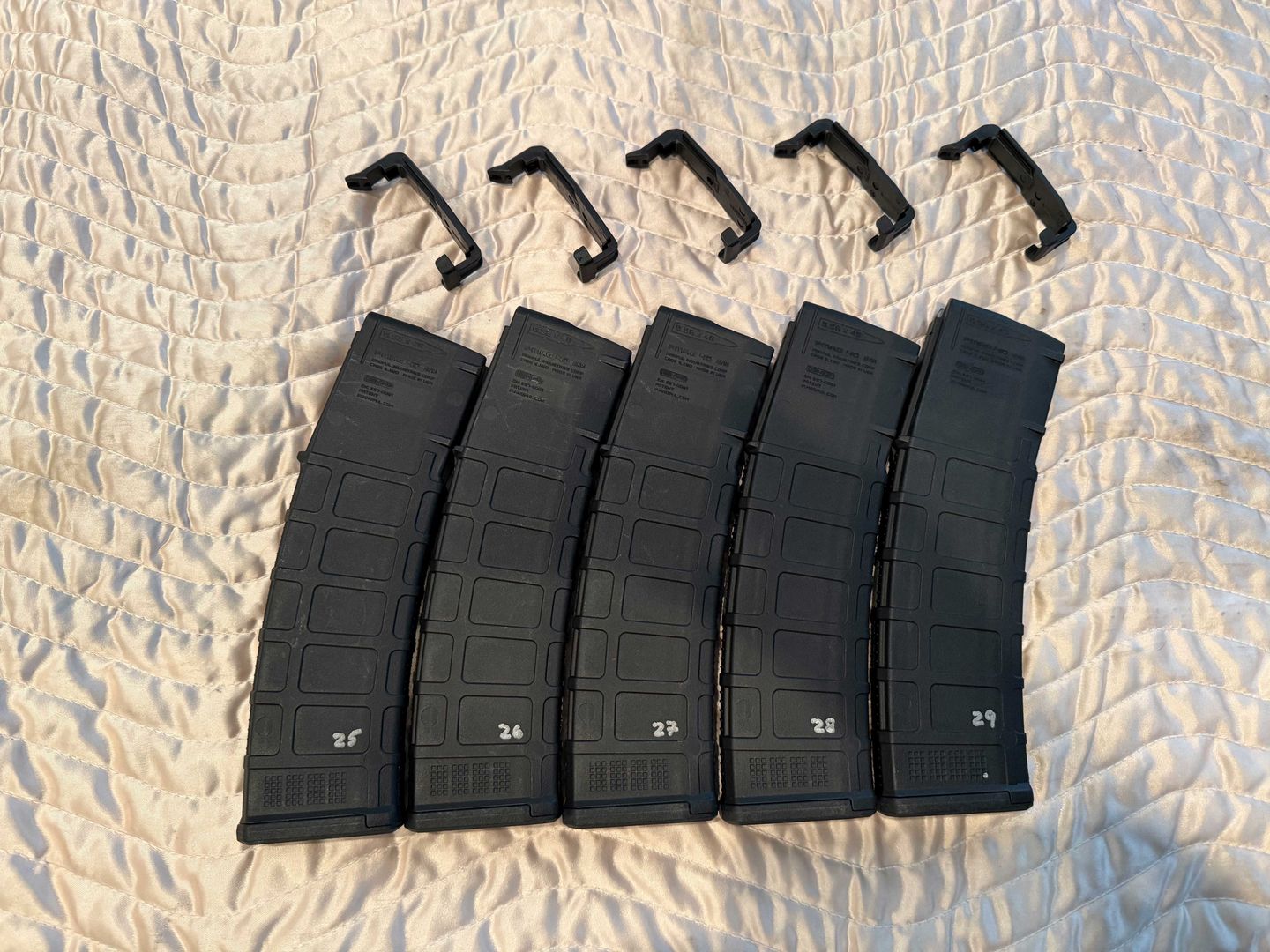 6 Magazines - Magpul PMAG 40-round Gen M3