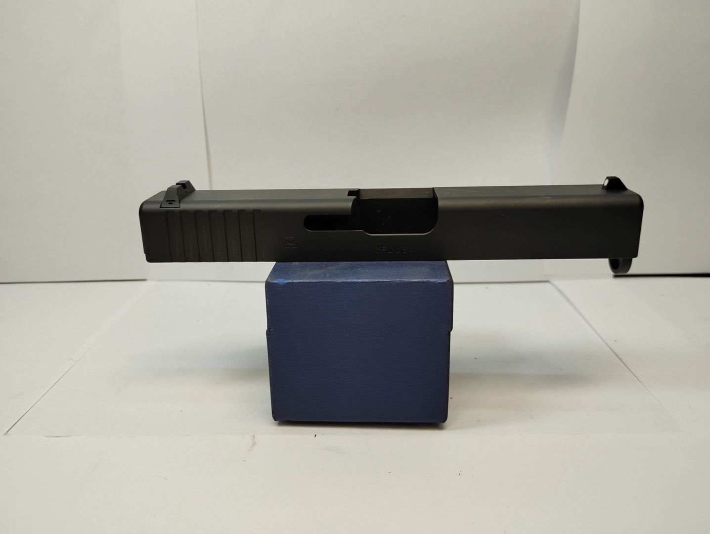 Glock 19 Gen 3 Stripped Slide With Sights 2