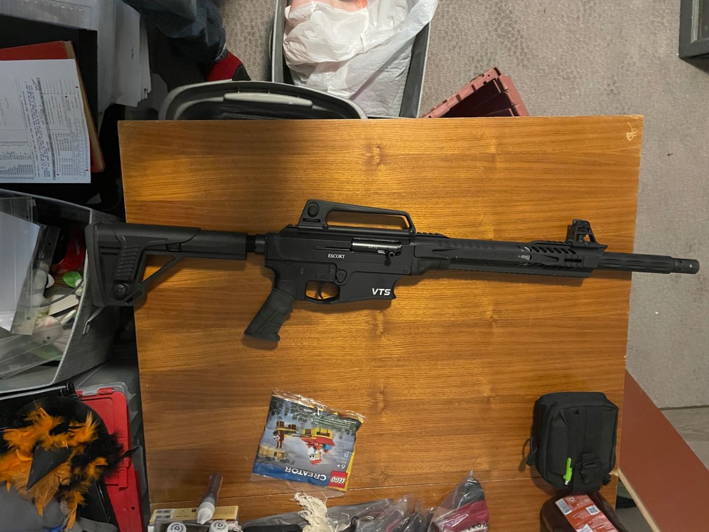 12 gage semi shotgun  3