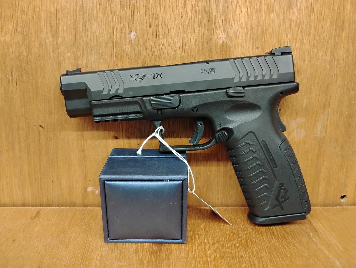 Springfield Armory XDM-10 Semi-Auto Pistol / 10mm 2