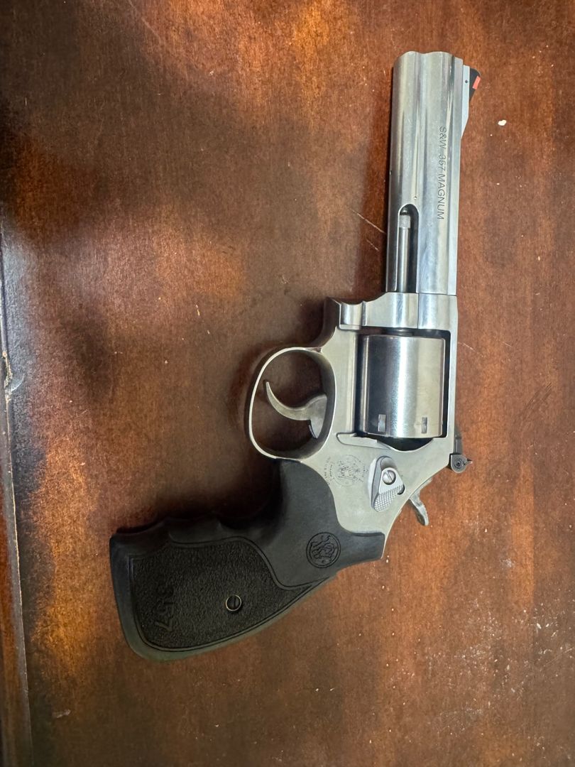 Smith and Wesson 686+