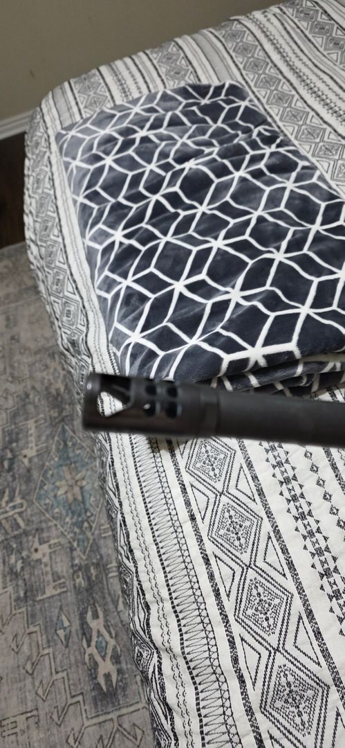 Ruger M77 Hawkeye  4