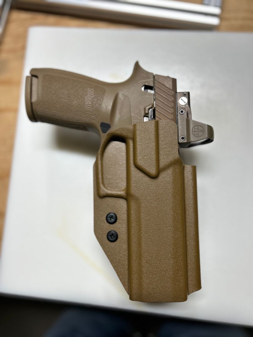 Custom holsters 4