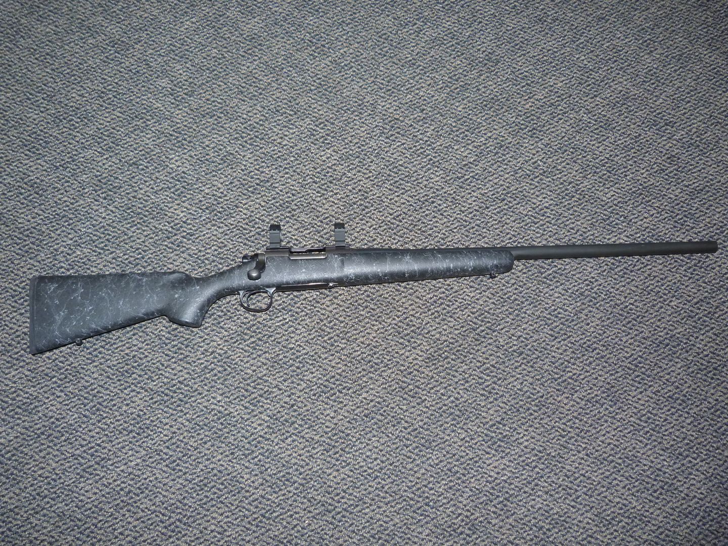 Remington 700 VS 22-250 Varmint Rifle - Mint!