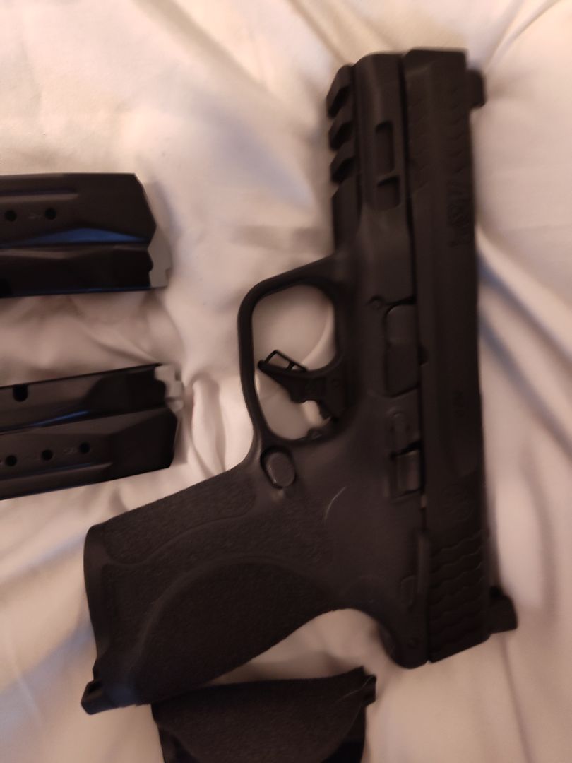 Smith & Wesson M&P9 4 1/4"  --SOLD---