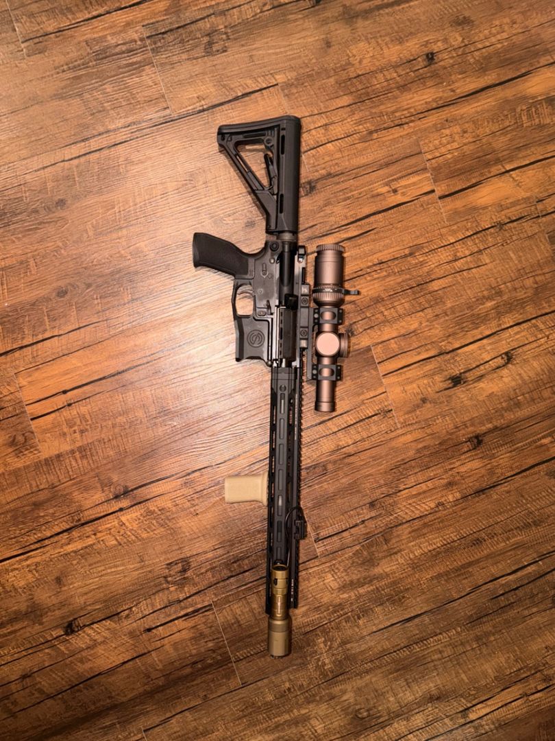 Daniel Defense M4V7 upper