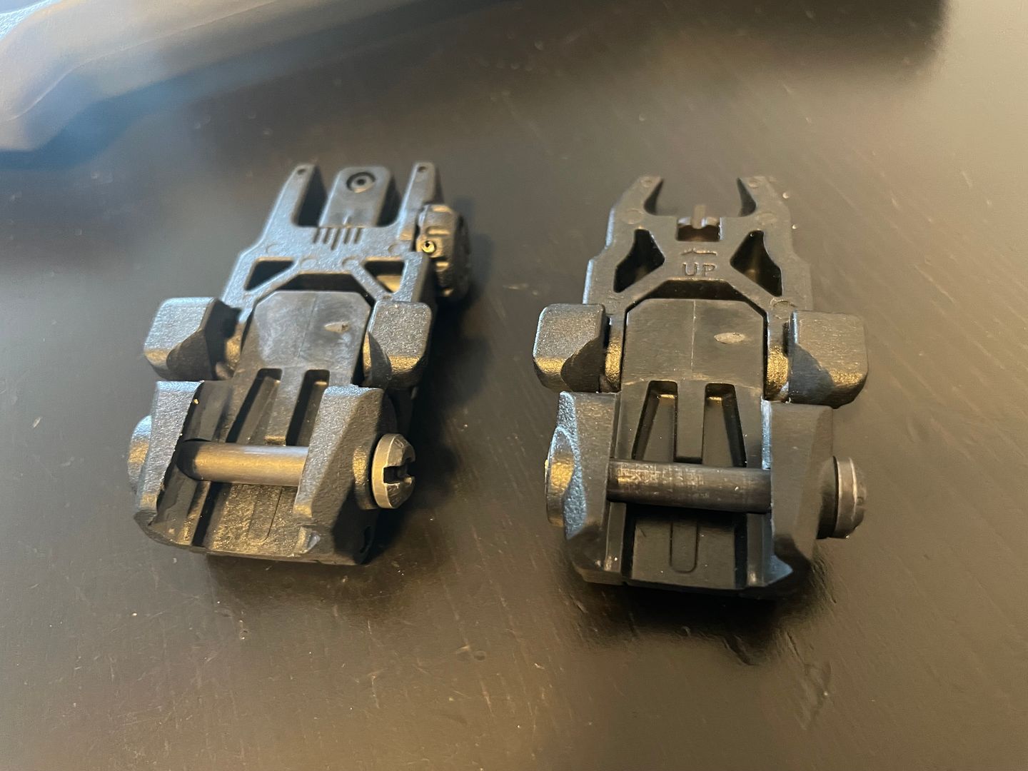 Magpul MOE Fixed stock and MBUS Sights 4