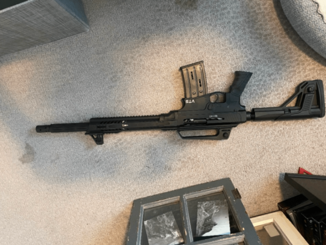 AR-Style 12 Gauge Shotgun