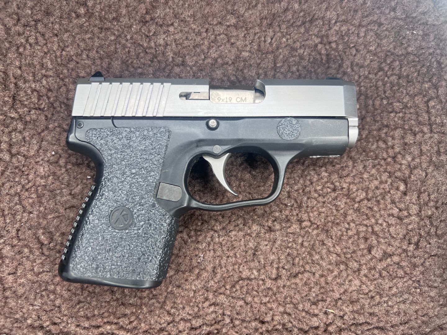 Kahr CM Series 9mm Luger 3in Matte Stainless Pistol - 6+1 Rounds 2