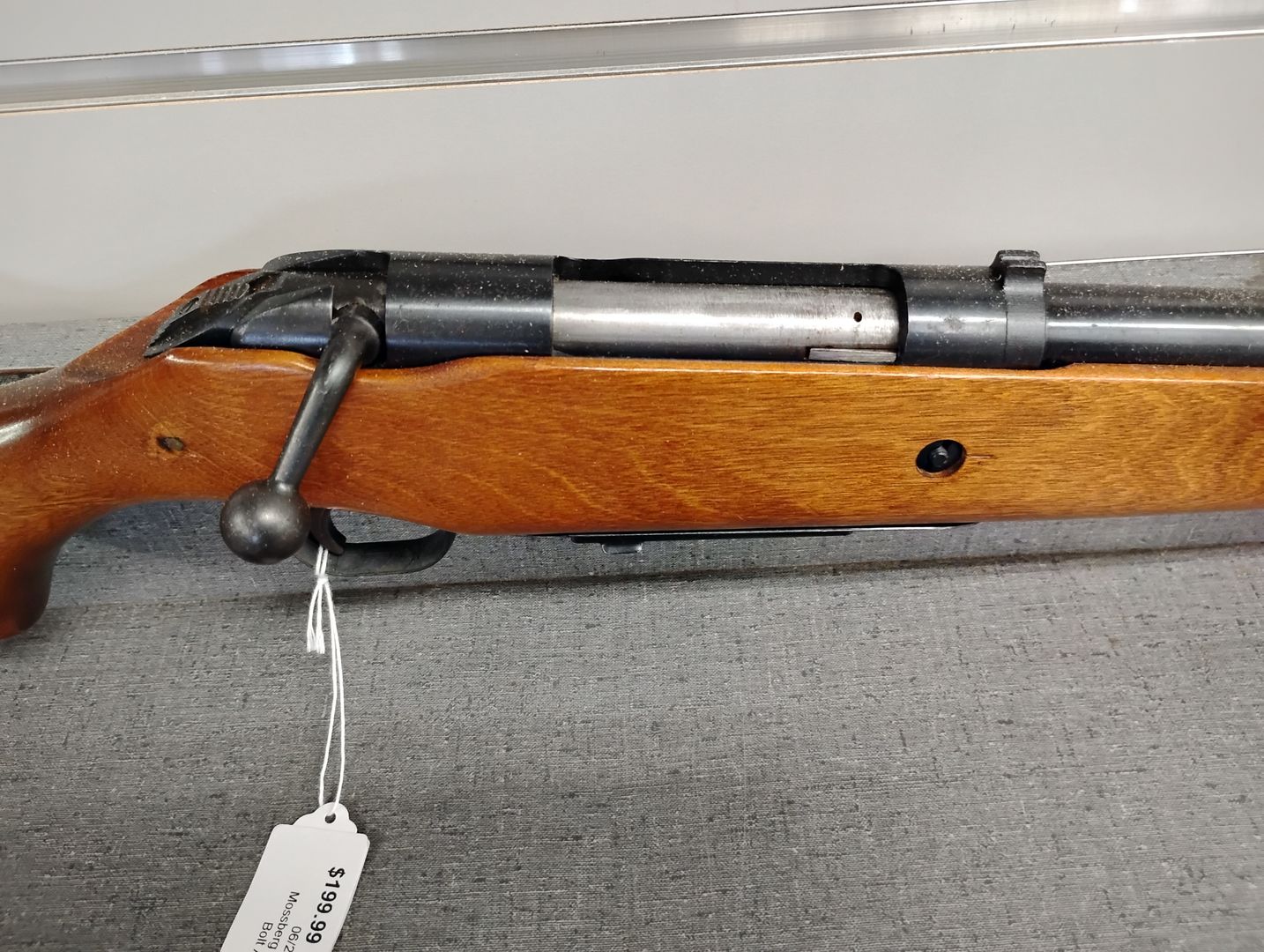 Mossberg model 385T 20GA Bolt Action Shotgun 3