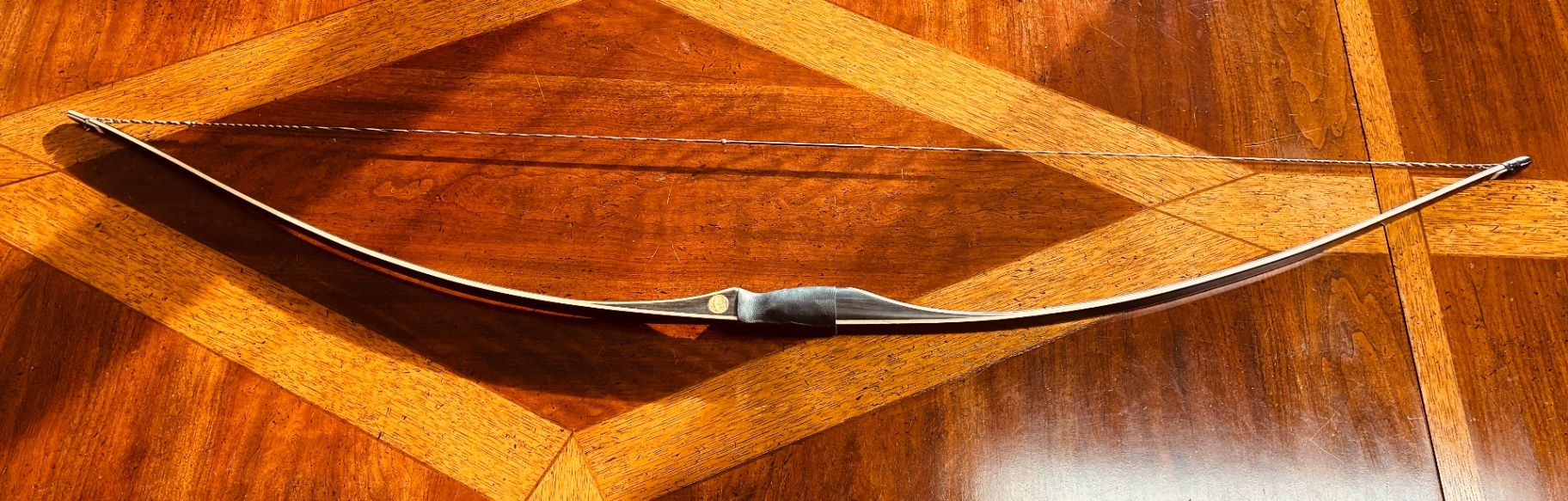 BEAR MONTANA LONGBOW – LH 35# @ 28”, 64” – LIKE NEW