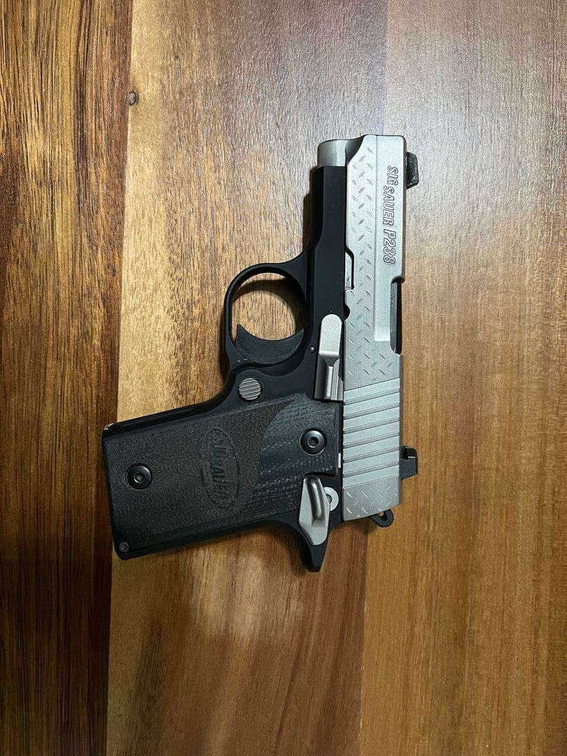 SIG SAUER P238 .380 Diamond Plate Engraved