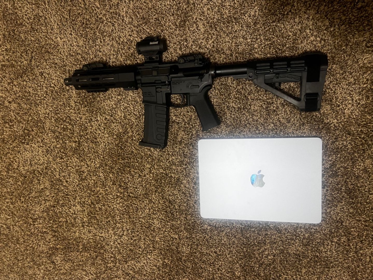 Left hand ejection Aero Precision M4E1 5