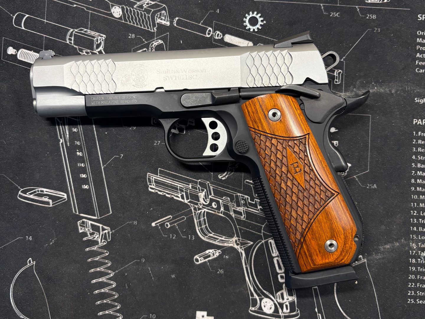 Smith and Wesson 1911sc