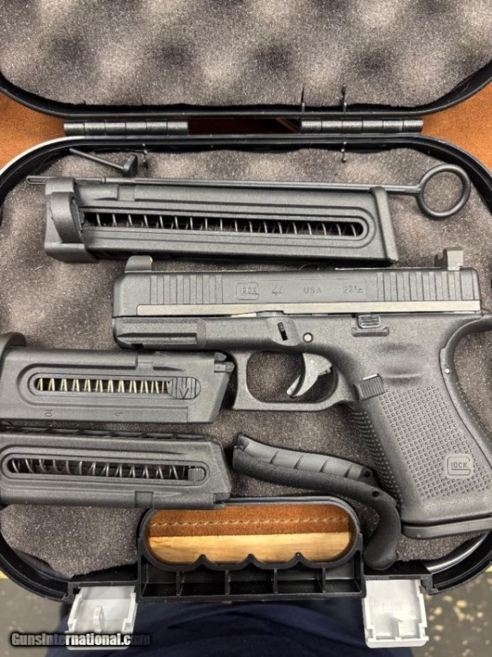 GLOCK G44 .22 LR 2