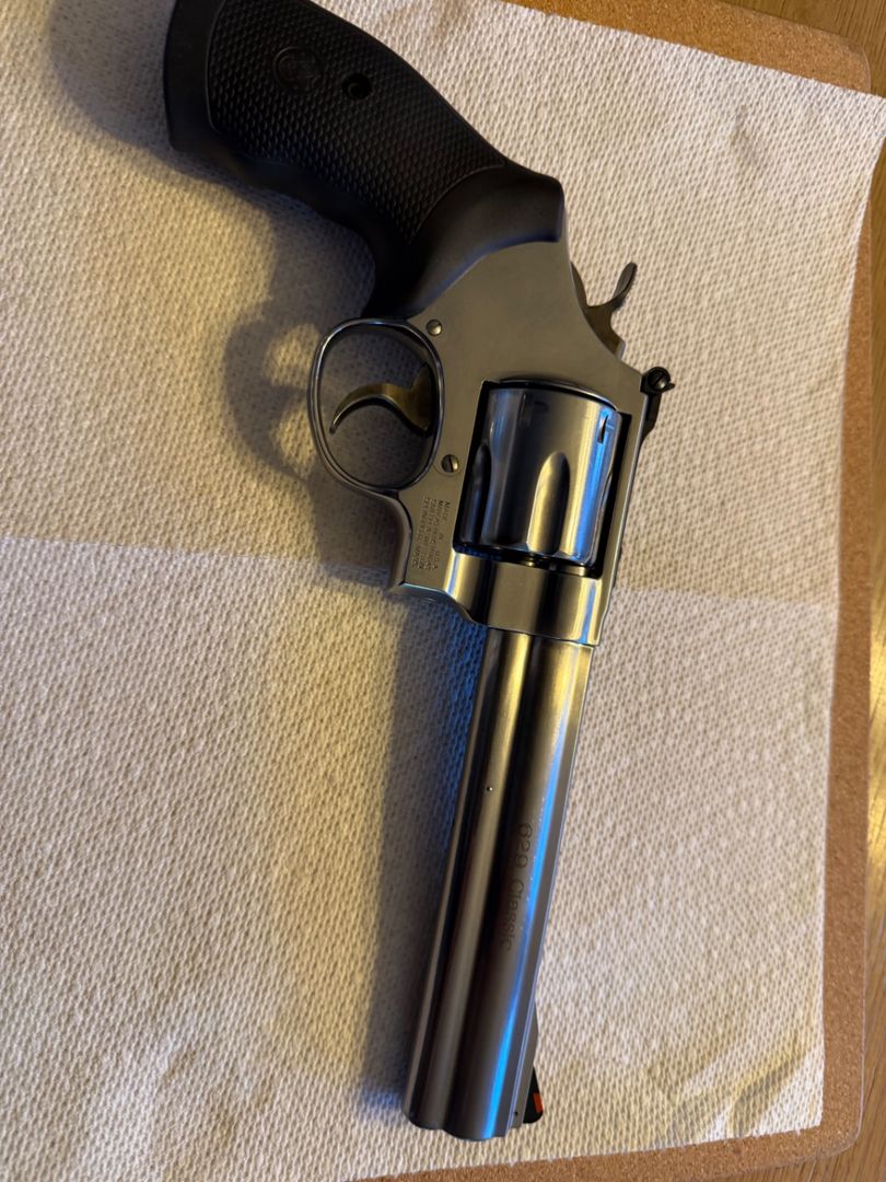 Smith and Wesson 629 Classic 44 Mag SS