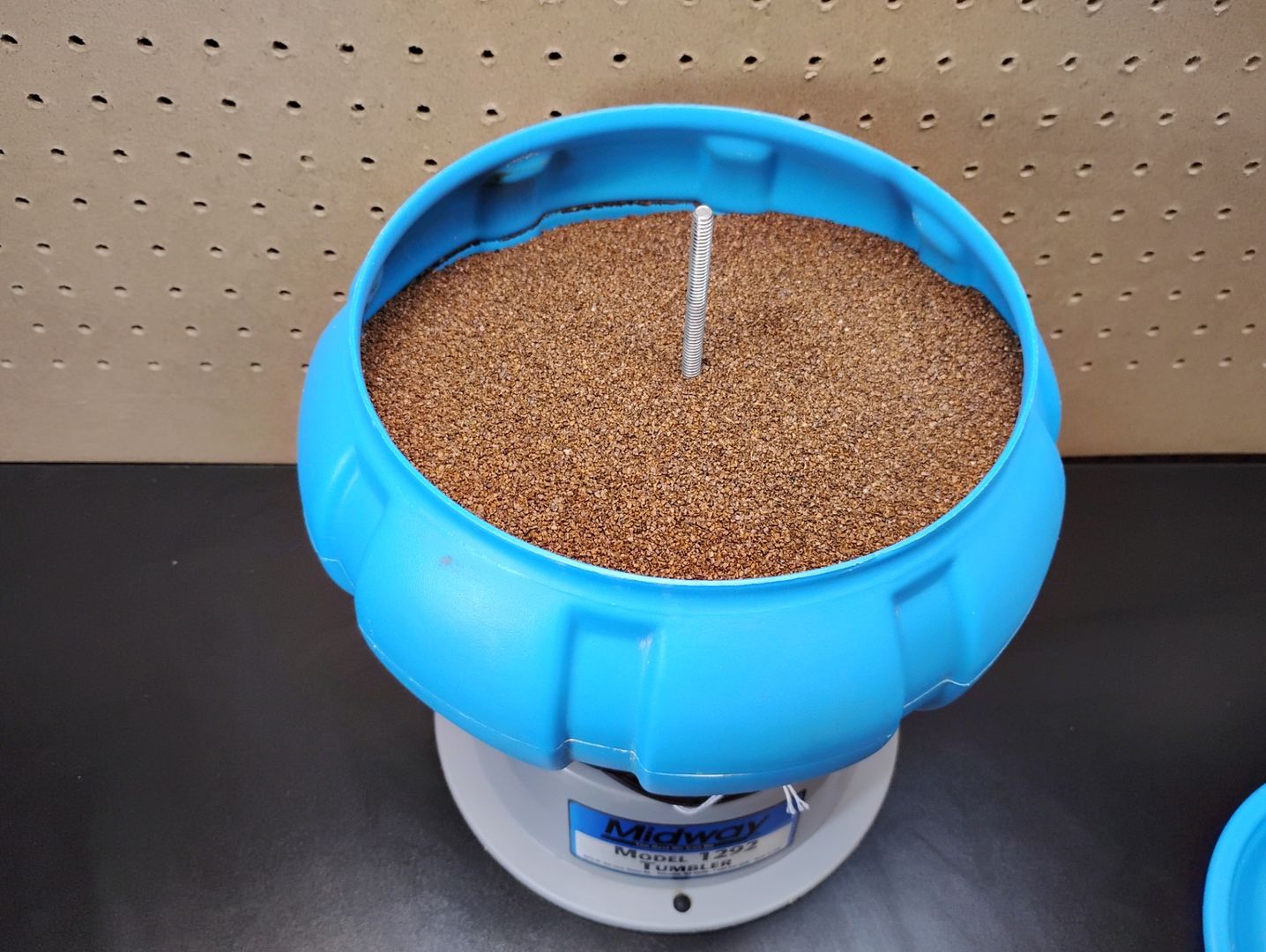 Midway Model 1292 Reloading Vibratory Brass Case Tumbler 4