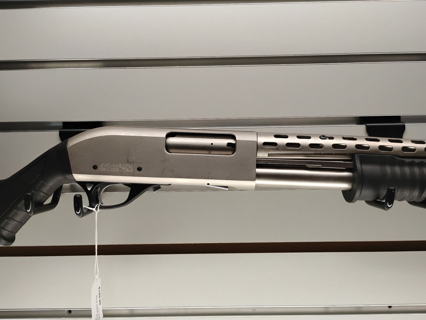 Rock Island Carina M5T 12GA 5+1 Pump Shotgun 2