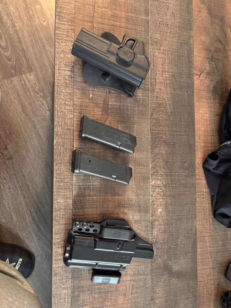Glock 19 Holster/mags