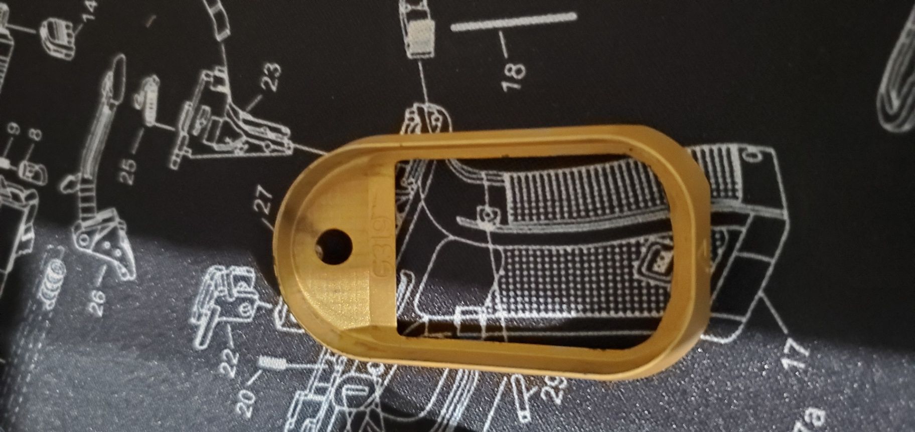 Glock 19 Agency Extended Magwell. 3