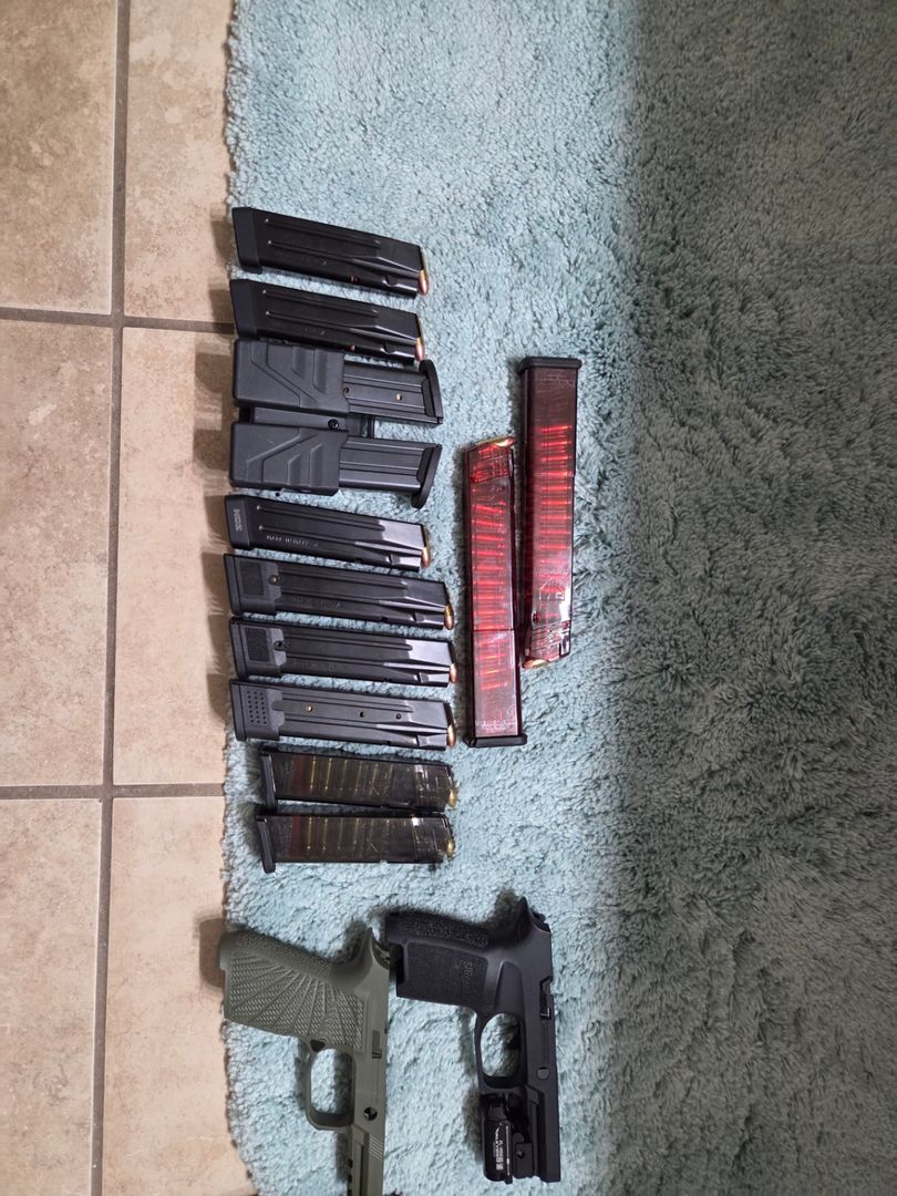 Sig Sauer P320 SMC Bravo complete package trade for Hellcat package 4