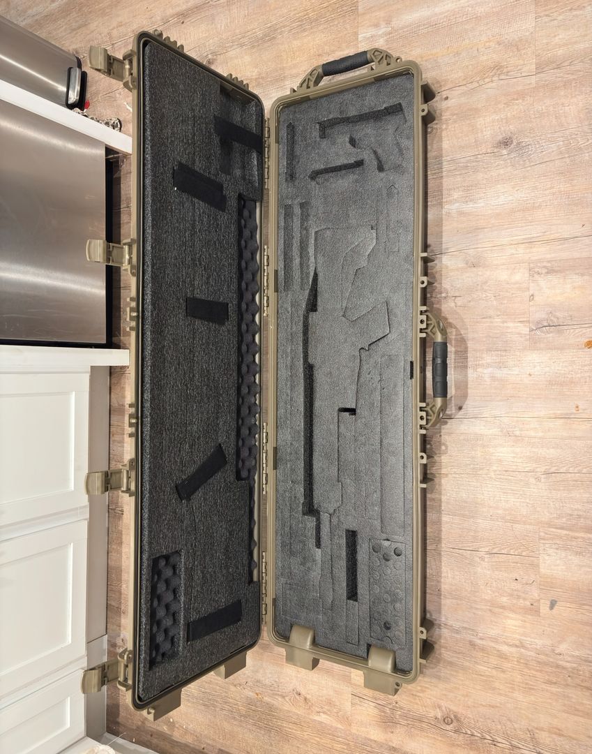Condition 1 3 Gun Hard case