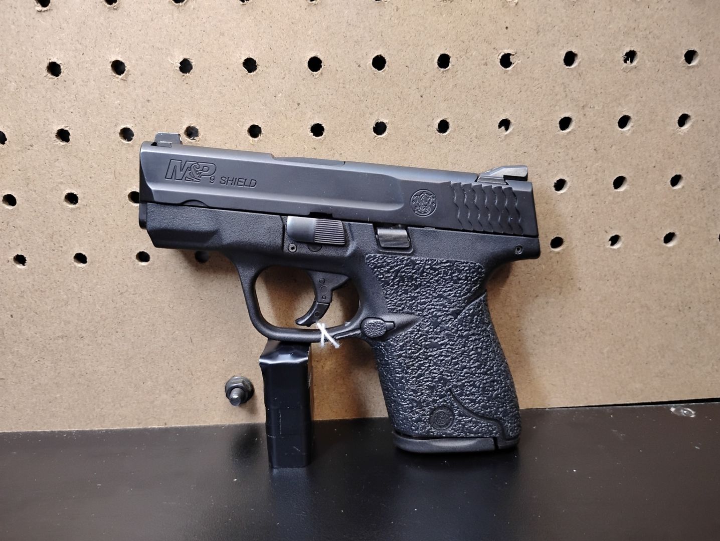 ***SOLD*** Smith & Wesson M&P Shield 9 Semi-Auto Pistol 3