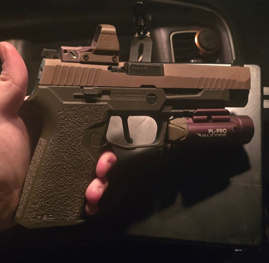 Sig Sauer P320 XVtac (With Leupold DPP optic, apex trigger, extras!)