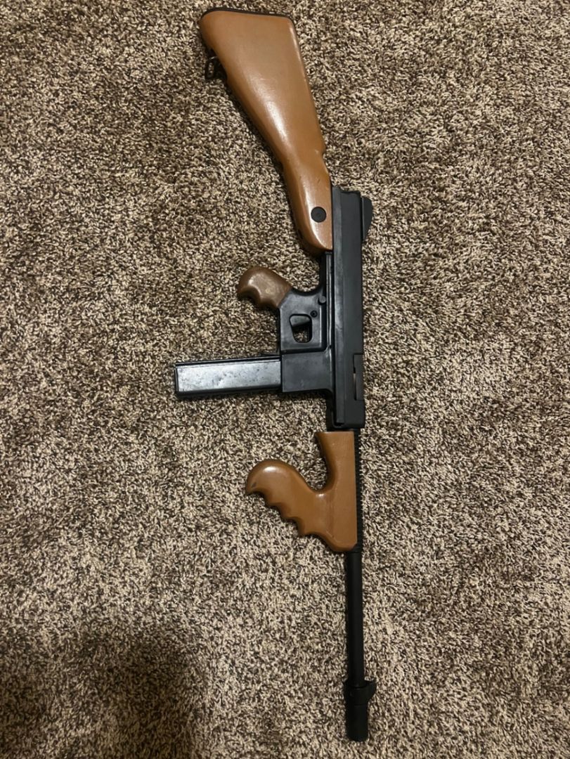 Volunteer Enterprises Commando Mark 45 (Tommy gun) 2