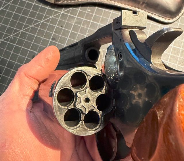 Dan Wesson 357 magnum 3