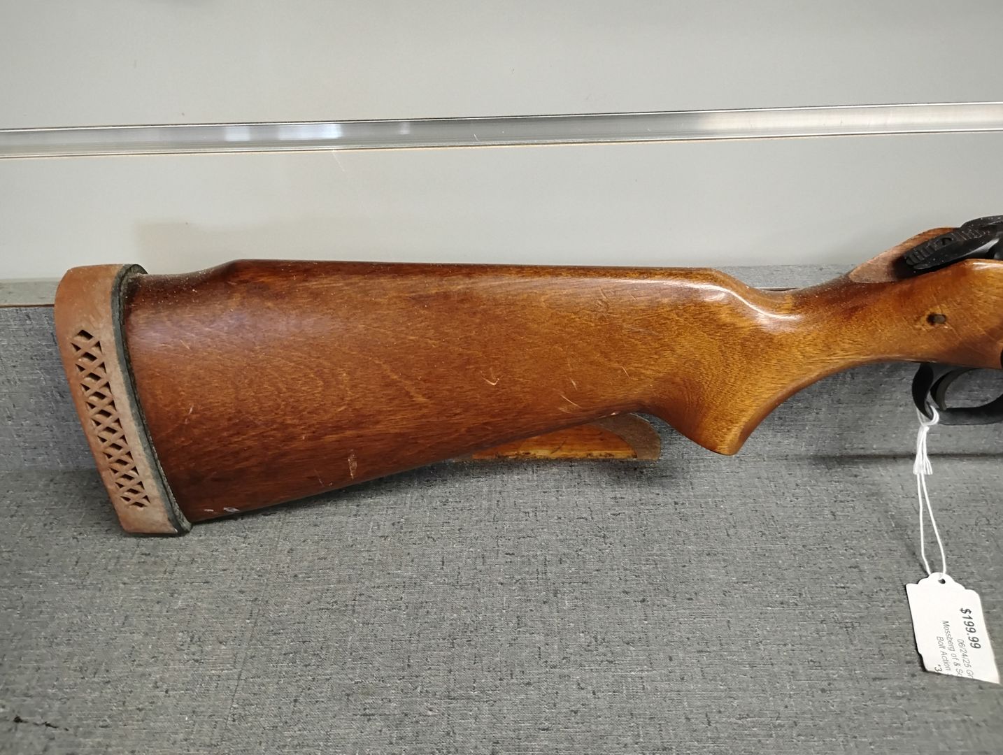 Mossberg model 385T 20GA Bolt Action Shotgun 2