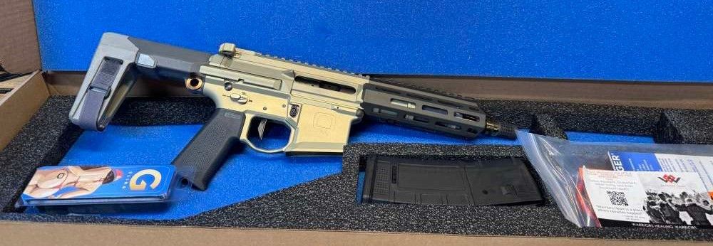 Honey Badger pistol with brace- 300AAC- Excel condition  2