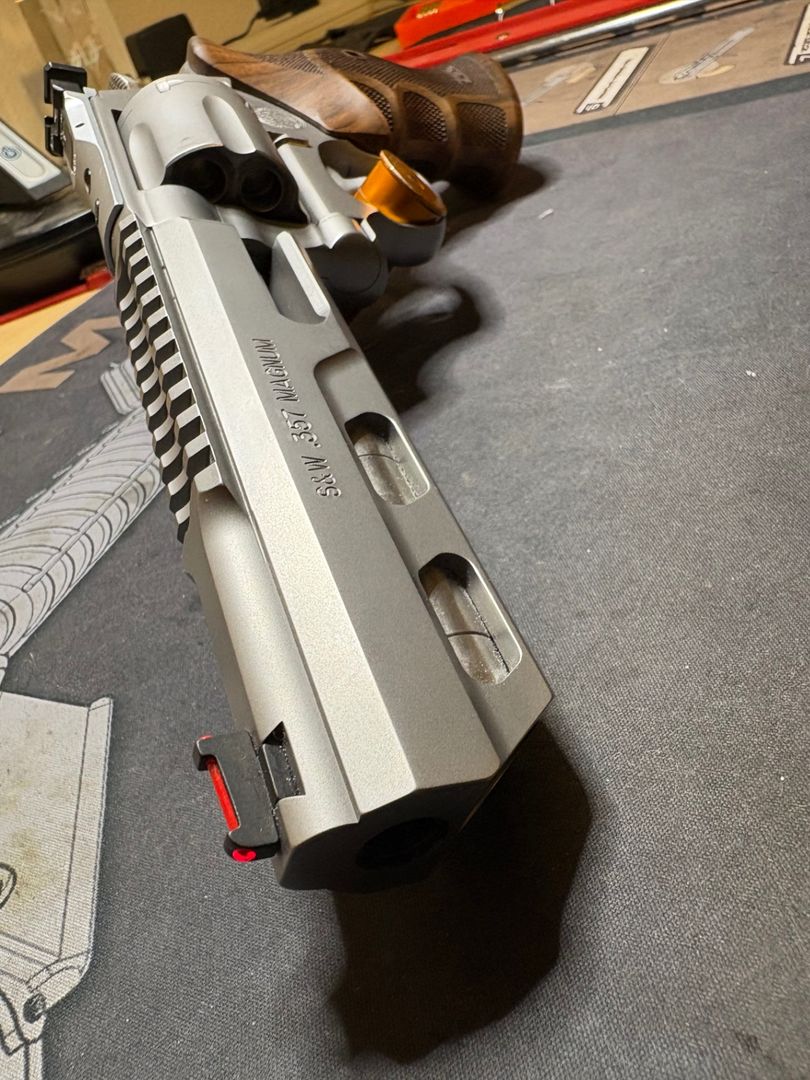 Smith & Wesson Performance Center