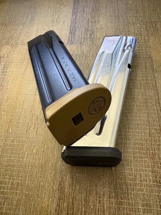 Sig magazines