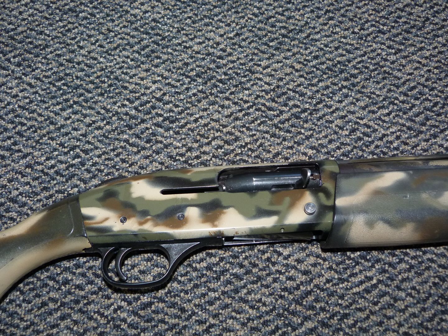 Mossberg 9200 Vent Rib Crown Camo 12 Gauge Semi Auto Shotgun 2