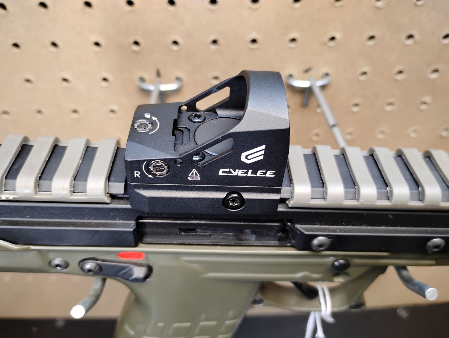Kel Tec CP33 ODG  22LR Semi-Auto Pistol 4