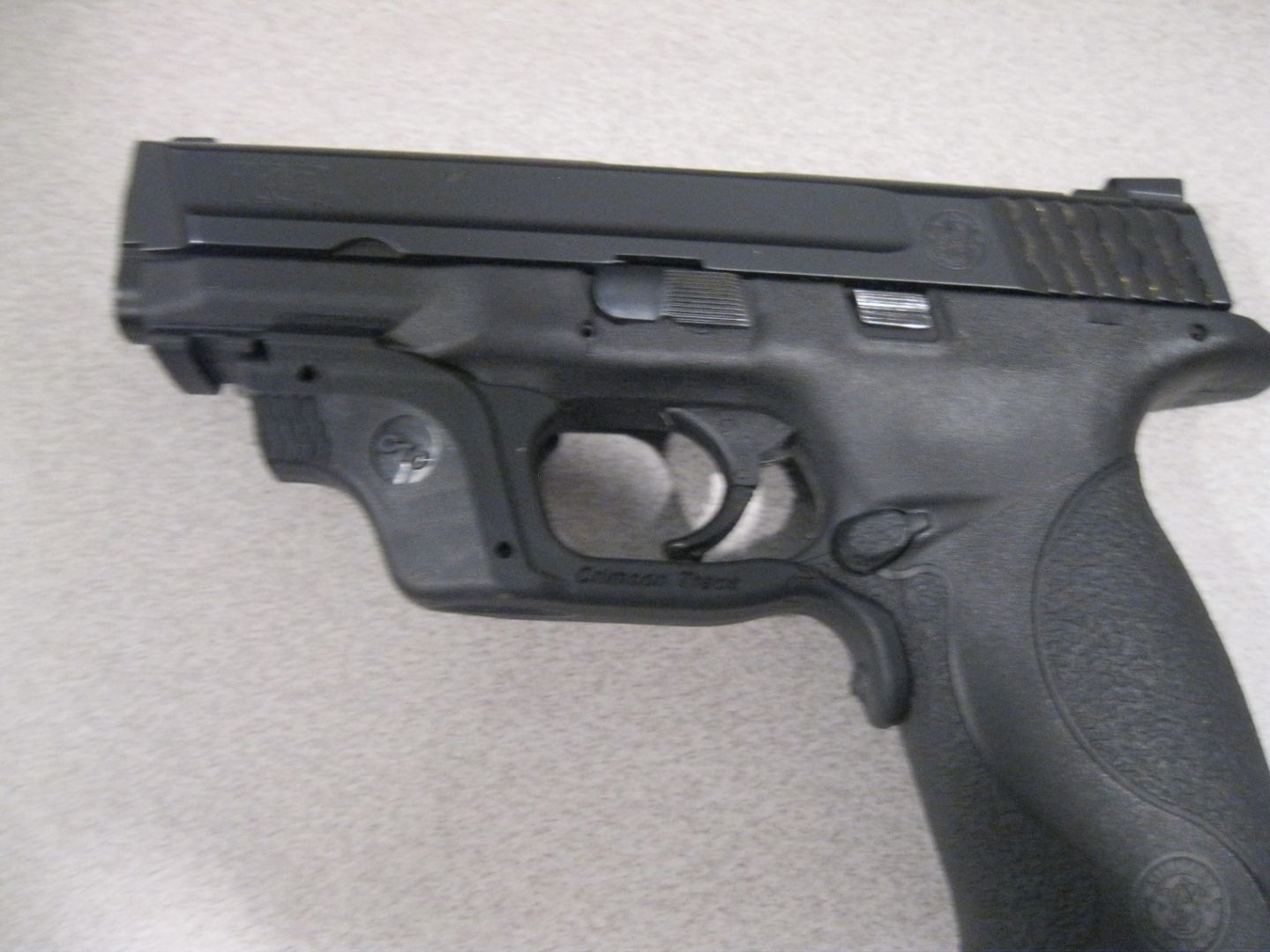 Smith and Wesson MP 2.0 40 S/W 2